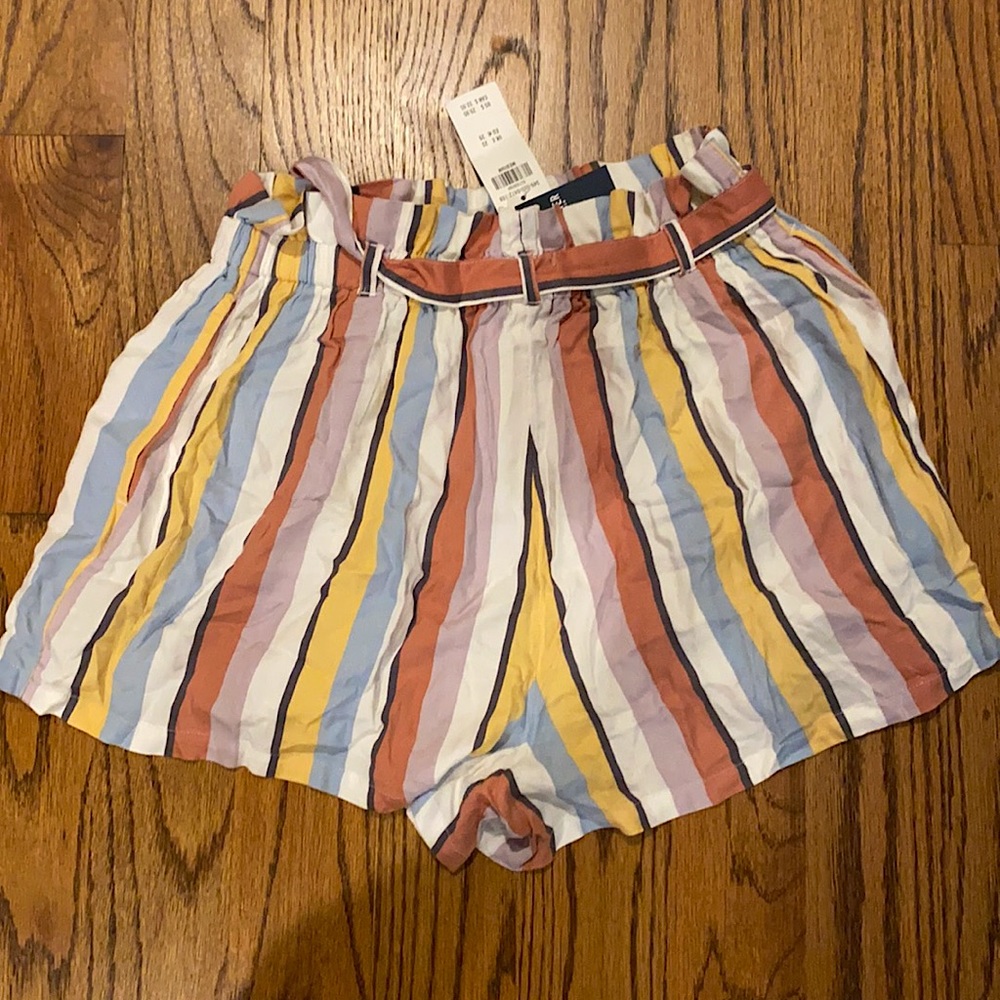 Hollister Multicolored Beach Shorts, Size Medium
